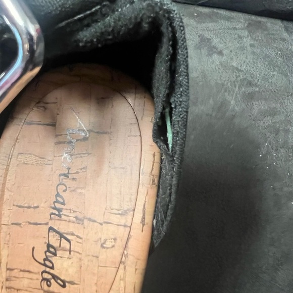 American Eagle Platform Cork High Heels Sandal with black straps - Picture 6 of 8